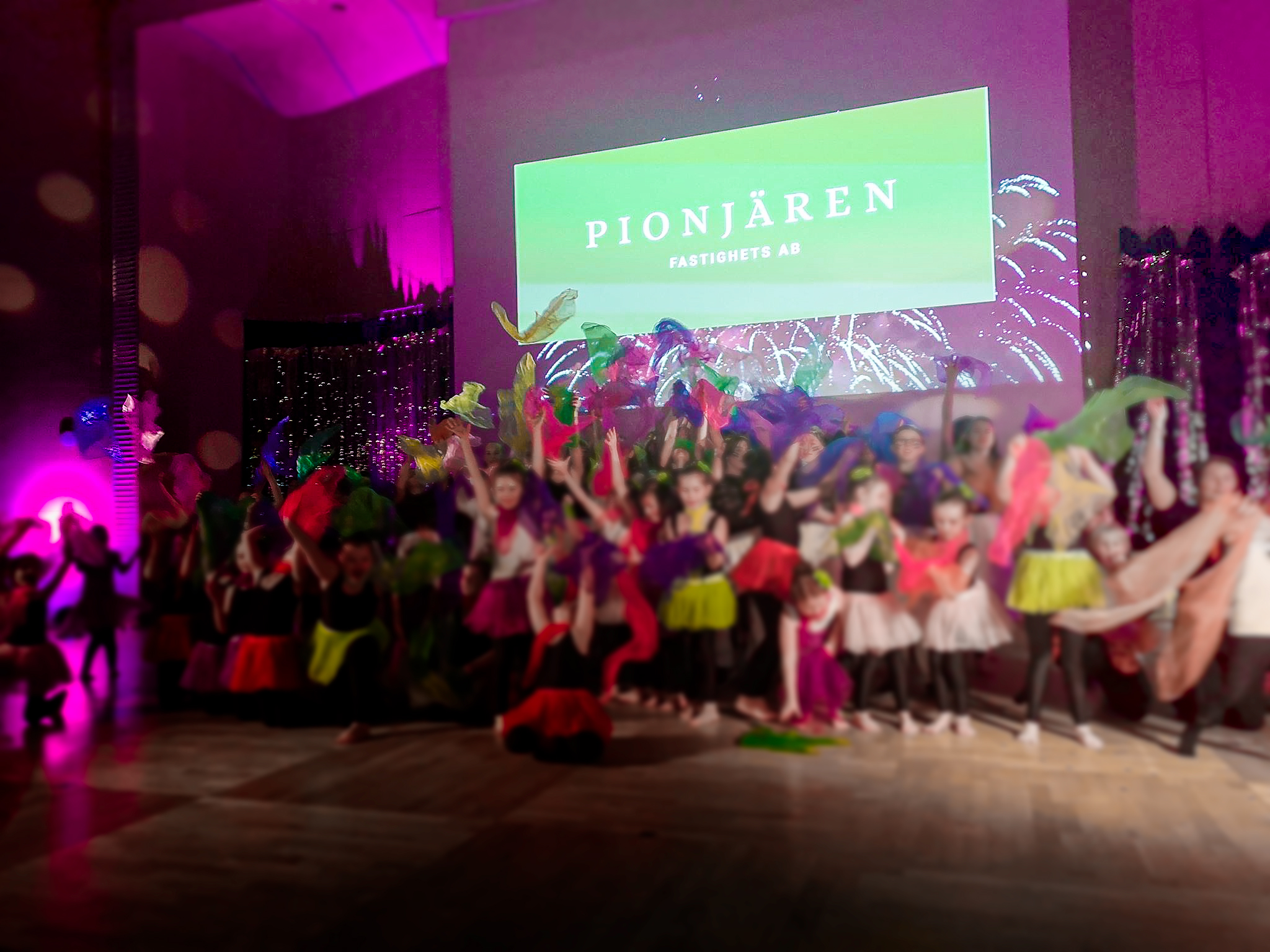 Fastighetsbolaget Pionjären ny huvudsponsor till nedläggningshotade Dance Direction Association